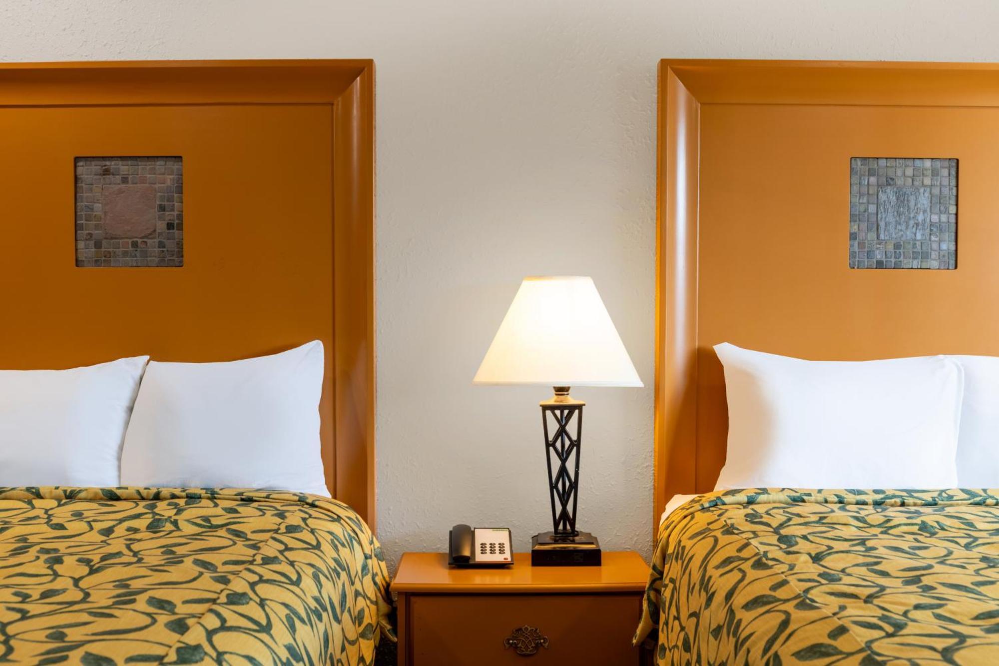Ocean Inn & Suites Aberdeen Buitenkant foto